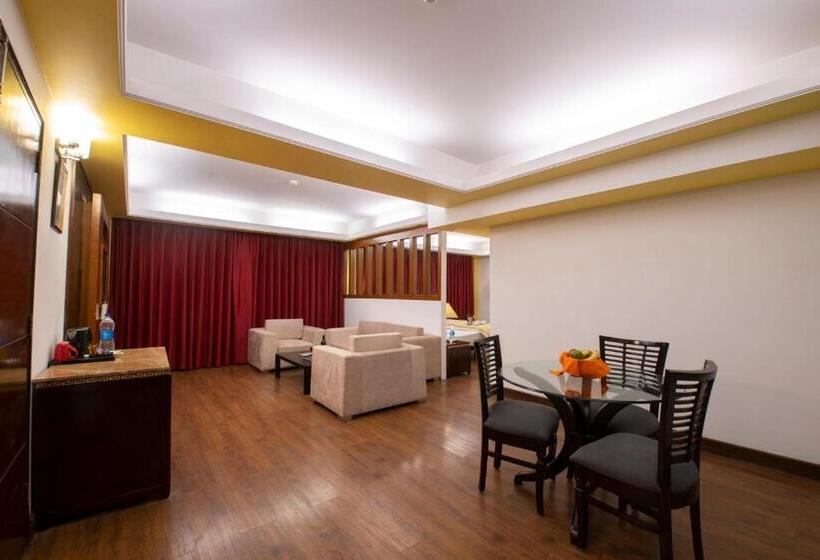 سوییت, Mastiff Grand Manali