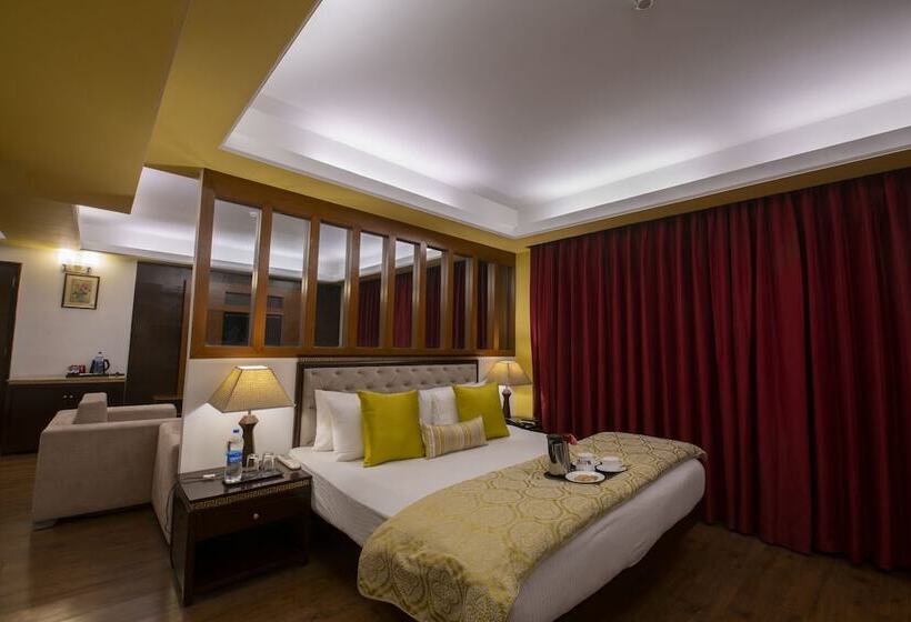 سوییت, Mastiff Grand Manali