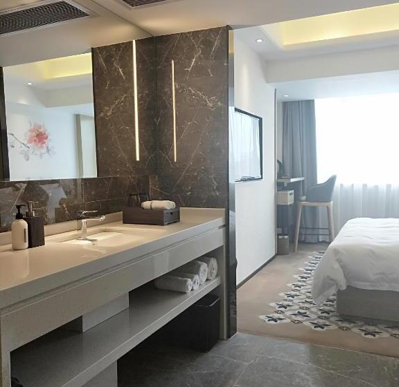 Camera Deluxe, Paco Hotel Guangzhou Jiangtai Road Metro Branch