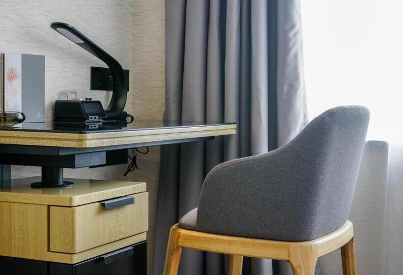 Camera Deluxe, Paco Hotel Guangzhou Jiangtai Road Metro Branch