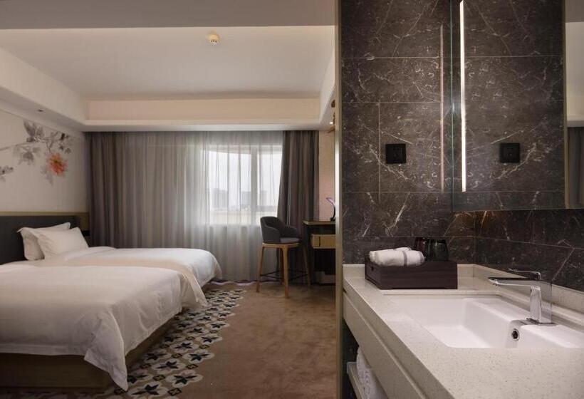 Camera Executive, Paco Hotel Guangzhou Jiangtai Road Metro Branch