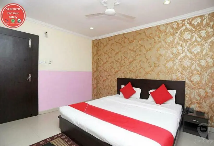اتاق لوکس, Sai Sandpiper Puri Near Sea Beach Wifi & Restaurant Facilities  Best Choice Of Travellers By Morserv