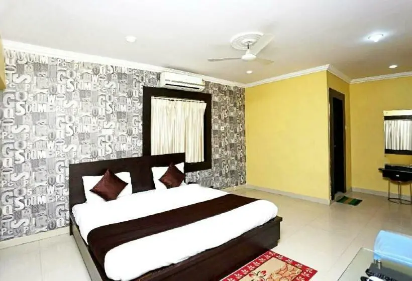 اتاق لوکس با تخت بزرگ, Sai Sandpiper Puri Near Sea Beach Wifi & Restaurant Facilities  Best Choice Of Travellers By Morserv