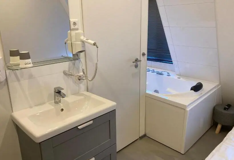 اتاق اکونومی, Wellness Suite Utrecht