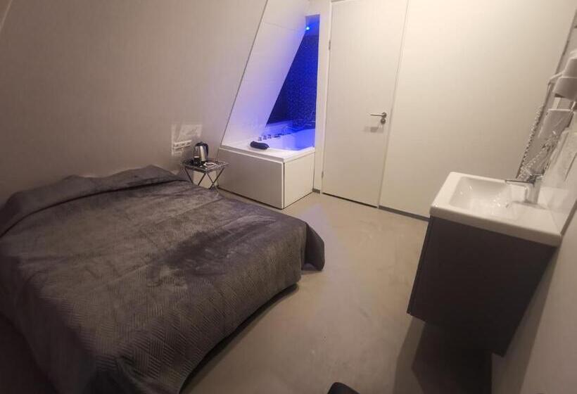 Номер Economy, Wellness Suite Utrecht