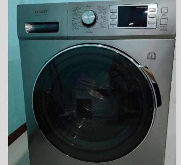 스탠다드 스튜디오 (전망), Monteverde House