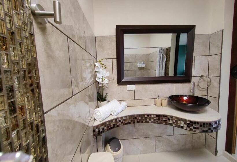 산 전망 스위트, Monteverde House