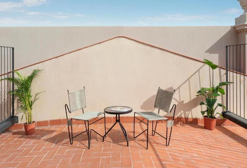 Номер Стандарт с Террасой, One Shot Aragó