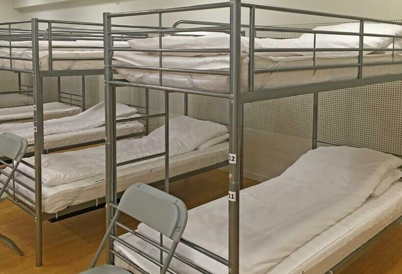 מיטה בחדר משותף, Blue House Dormitory