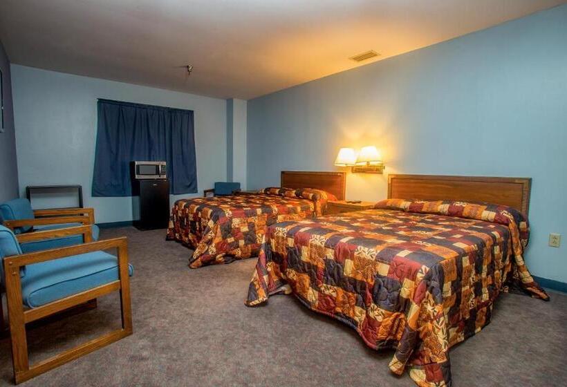 经济房, Lafayette Inn