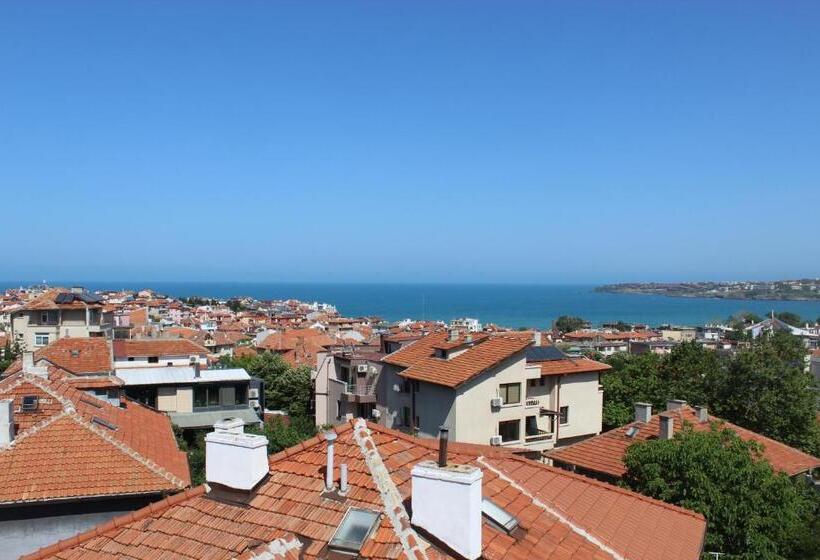 Номер Стандарт Индивидуальный Вид на Море, Guest House Villa Stefi