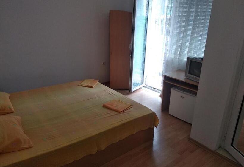 Номер Стандарт, Guest House Villa Stefi