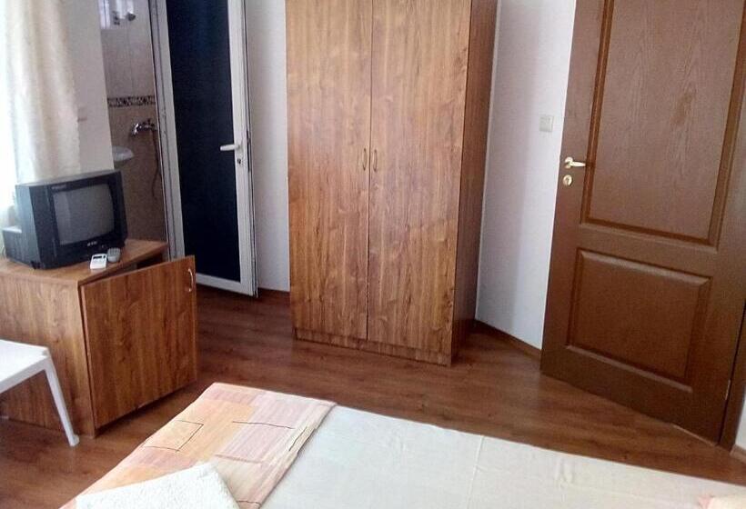 Номер Стандарт, Guest House Villa Stefi