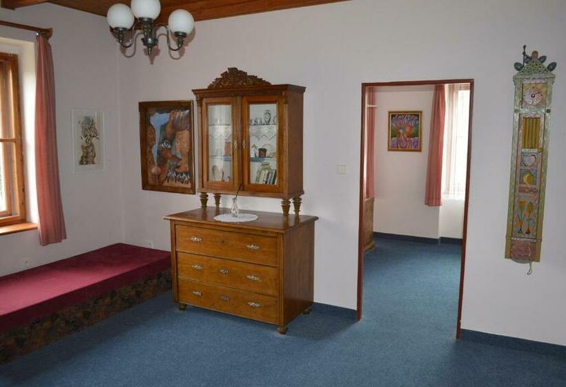 Апартаменты 1 Спальня, Penzion Medvedi Paseka