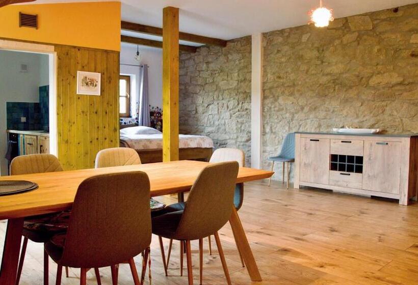 Апартаменты Superior 1 Спальня, Penzion Medvedi Paseka