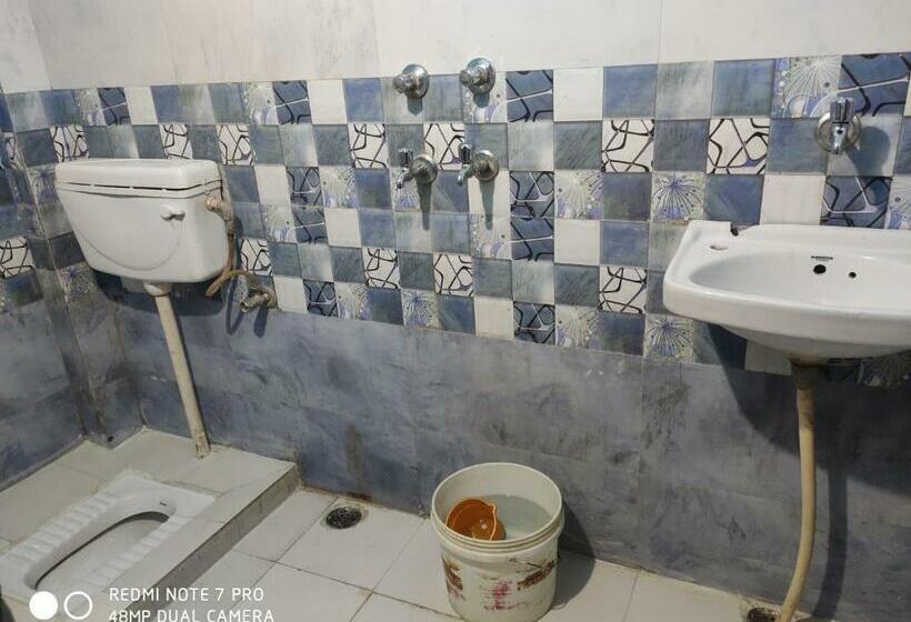 Номер Deluxe, Seventh Sea