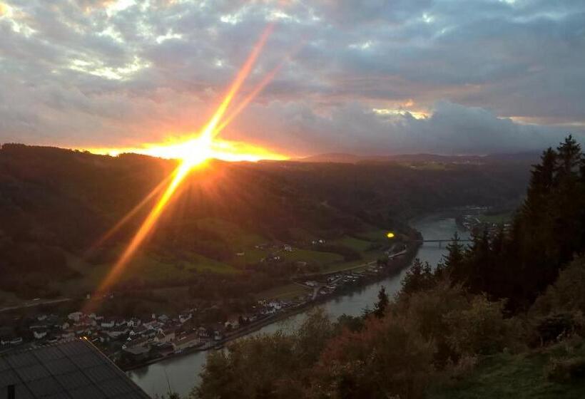 غرفة سوبيريور, Eselgut