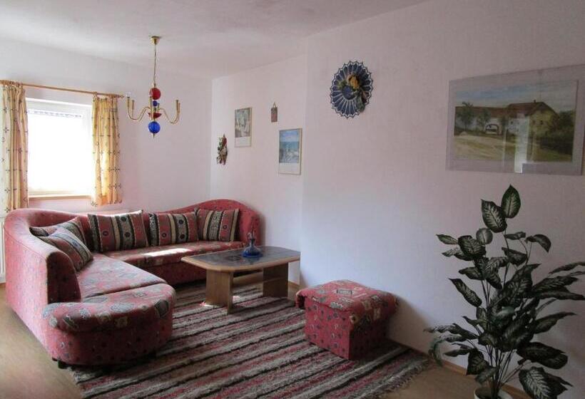 شقة غرفة نوم واحدة مزودة بشُرفة, Eselgut