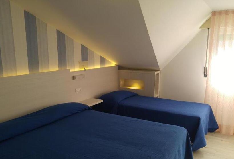 Quarto Triplo Deluxe, Lido