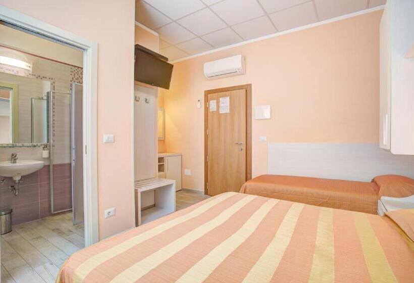 スタンダードトリプルルーム, Lido