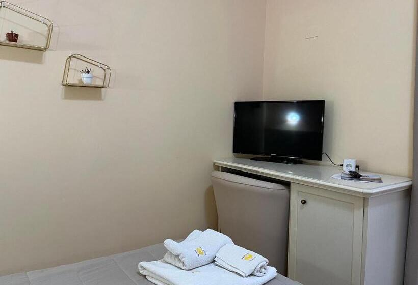 חדר סטנדרט עם מיטת קינג, Residenza Domus Aurea Tropea  Vista Mare