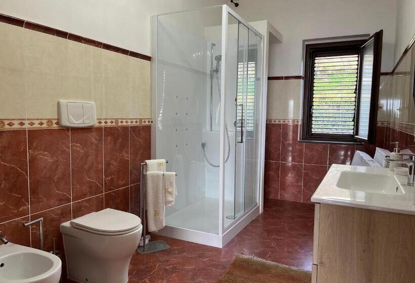 جناح مزود بتراس, Residenza Domus Aurea Tropea  Vista Mare