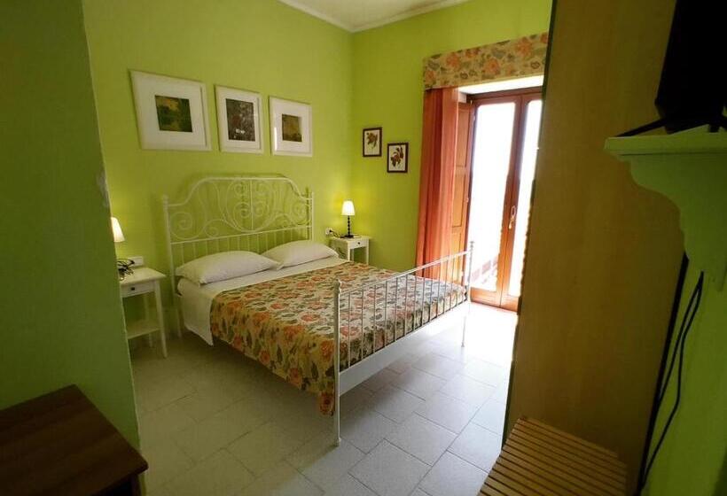 스탠다드 룸, Afra Bed & Breakfast