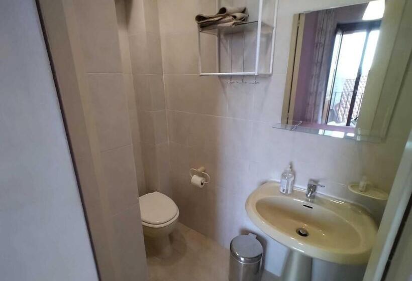 스탠다드 룸, Afra Bed & Breakfast