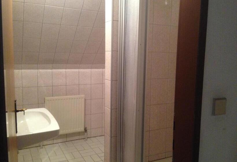 带阳台的三人标准间, Alpengasthof Hoiswirt