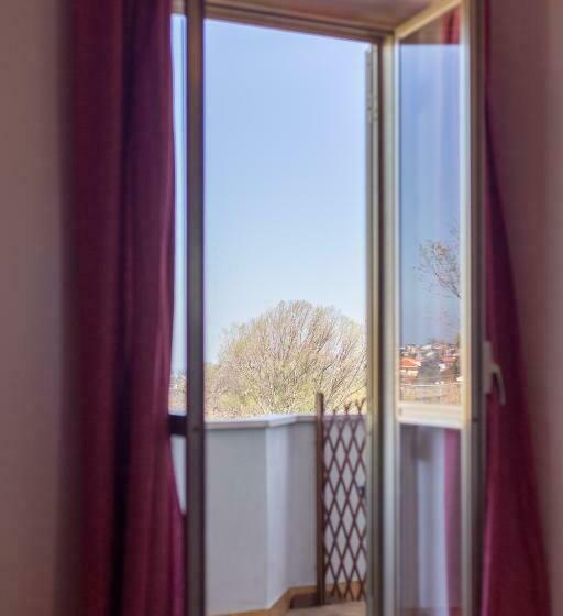 غرفة قياسية, Albatros