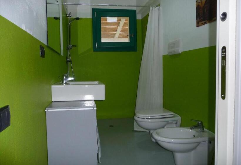 带海景的标准房, Agriturismo La Tana Di Lu Maccioni