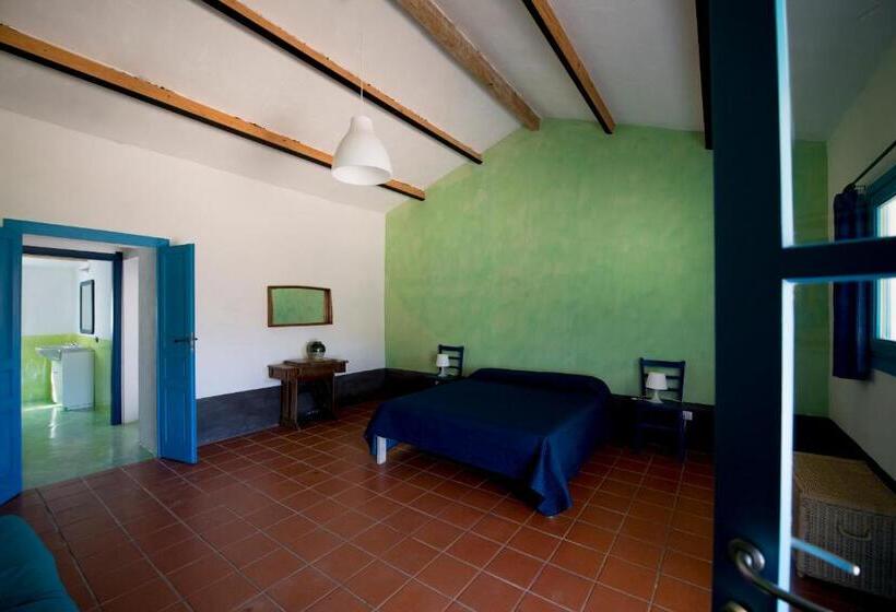 オーシャンビューデラックスルーム, Agriturismo La Tana Di Lu Maccioni
