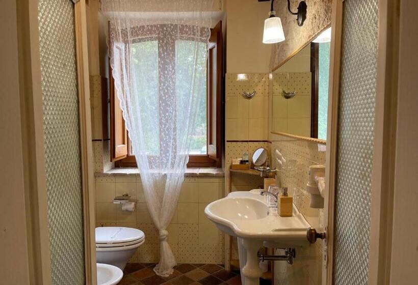 חדר סטנדרט לארבעה, La Quercia B&b