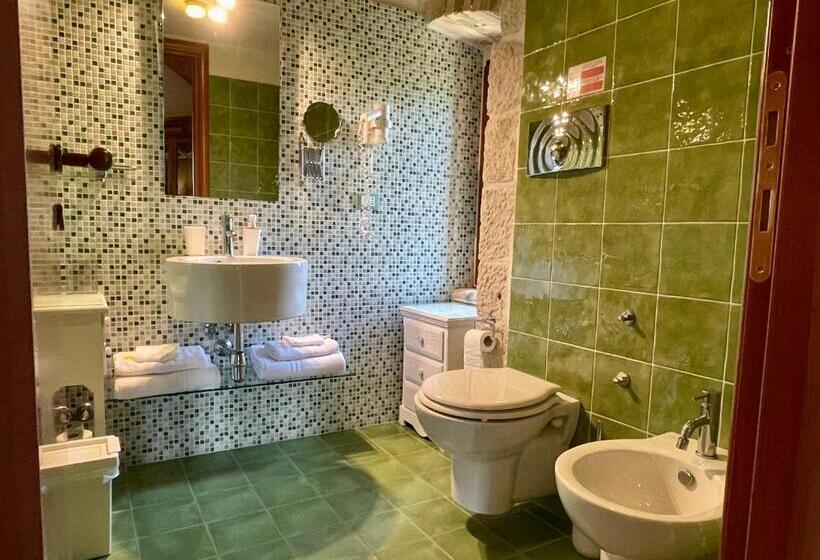 חדר סטנדרט נוף להרים, La Quercia B&b