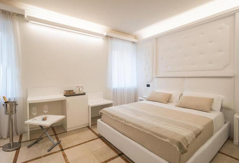 Номер Superior, Opera Arte Rooms