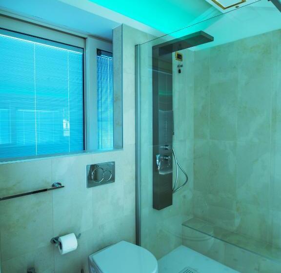 Номер Стандартный Кровать Куин, Opera Arte Rooms