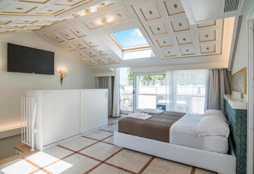 اتاق استاندارد با تخت دو نفره بزرگ, Opera Arte Rooms