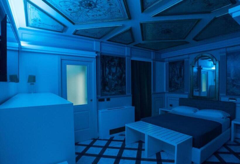 Superior Interior Room, Opera Arte Rooms