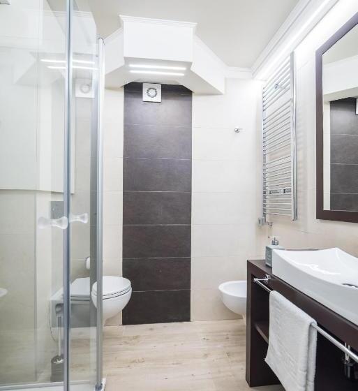 Номер Superior с Балконом, Opera Arte Rooms