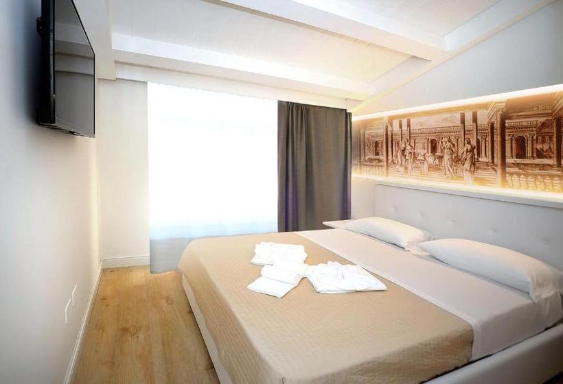 Четырехместный Номер Стандарт, Opera Arte Rooms