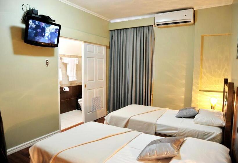 اتاق استاندارد با تخت بزرگ, Culture Crossroads Inn