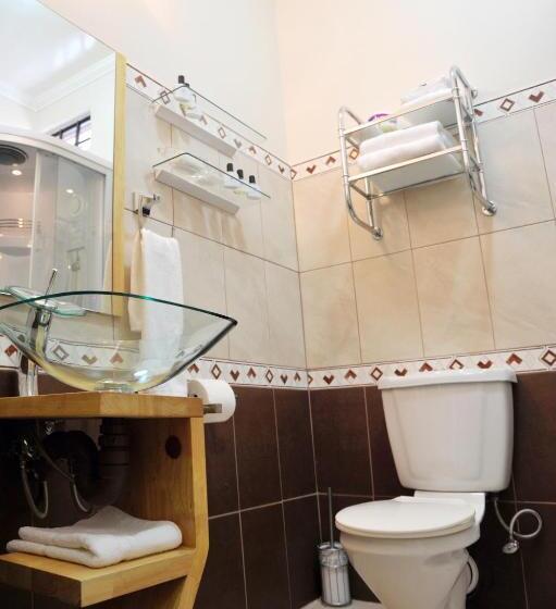 اتاق استاندارد یک نفره, Culture Crossroads Inn