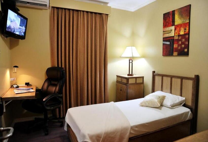 اتاق استاندارد یک نفره, Culture Crossroads Inn