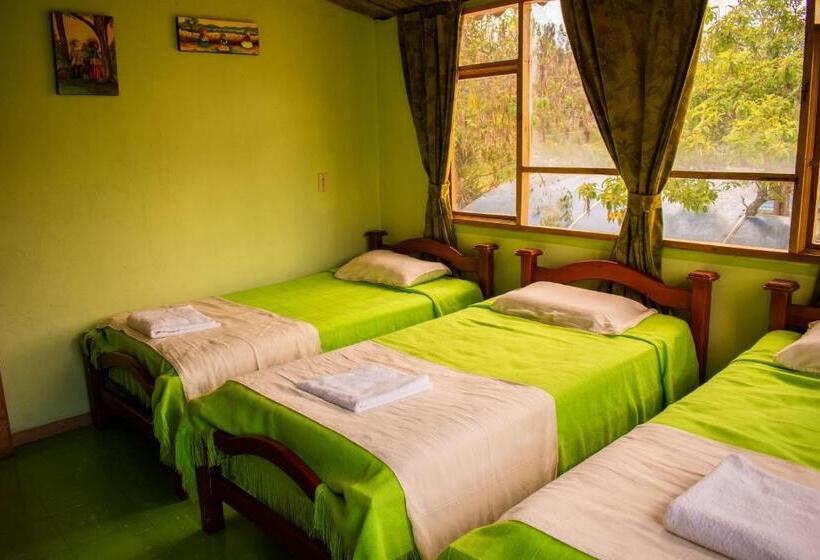 Номер Стандарт Трехместный, Miramonte Hostal