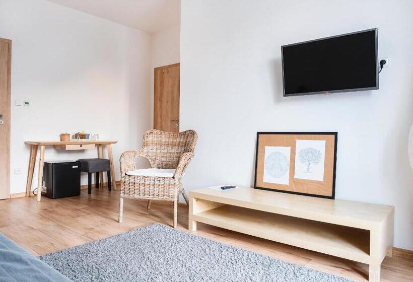 家庭间, Anděl Penzion & Cafe