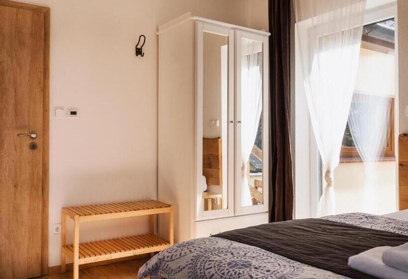 标准间带露台, Anděl Penzion & Cafe