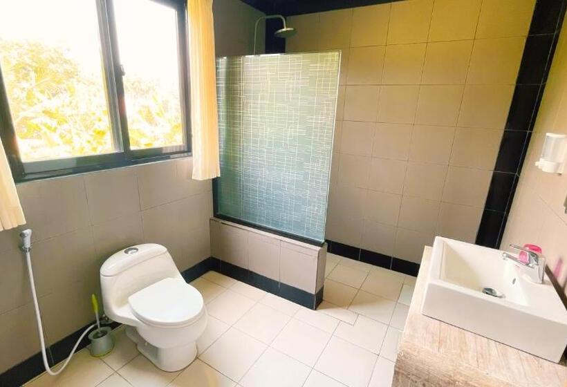 חדר דלוקס, Bottelmania