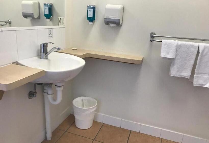 残疾人使用的带特大床的标准间, Anchor Motel Noosa