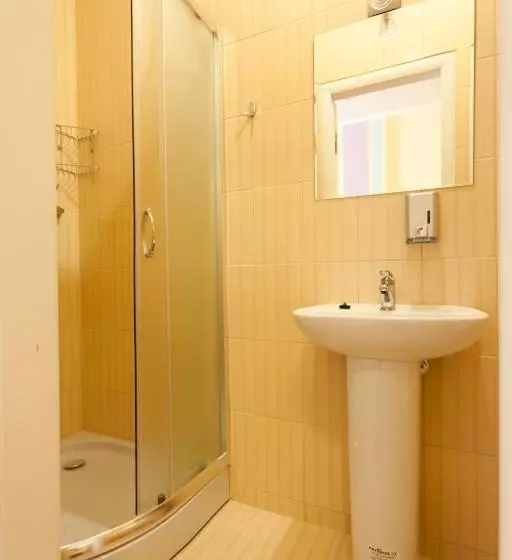 اتاق استاندارد, Budget Hotel Ekotel