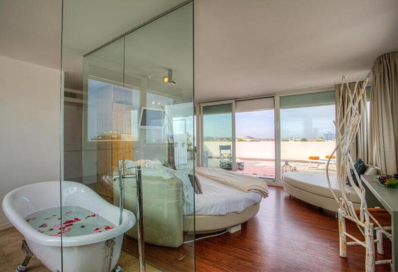 Suite with Terrace, D Place Hotel & Suite
